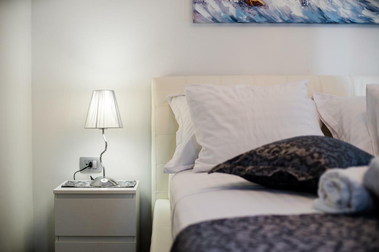 Nona Lena Studio Appartement Split Buitenkant foto