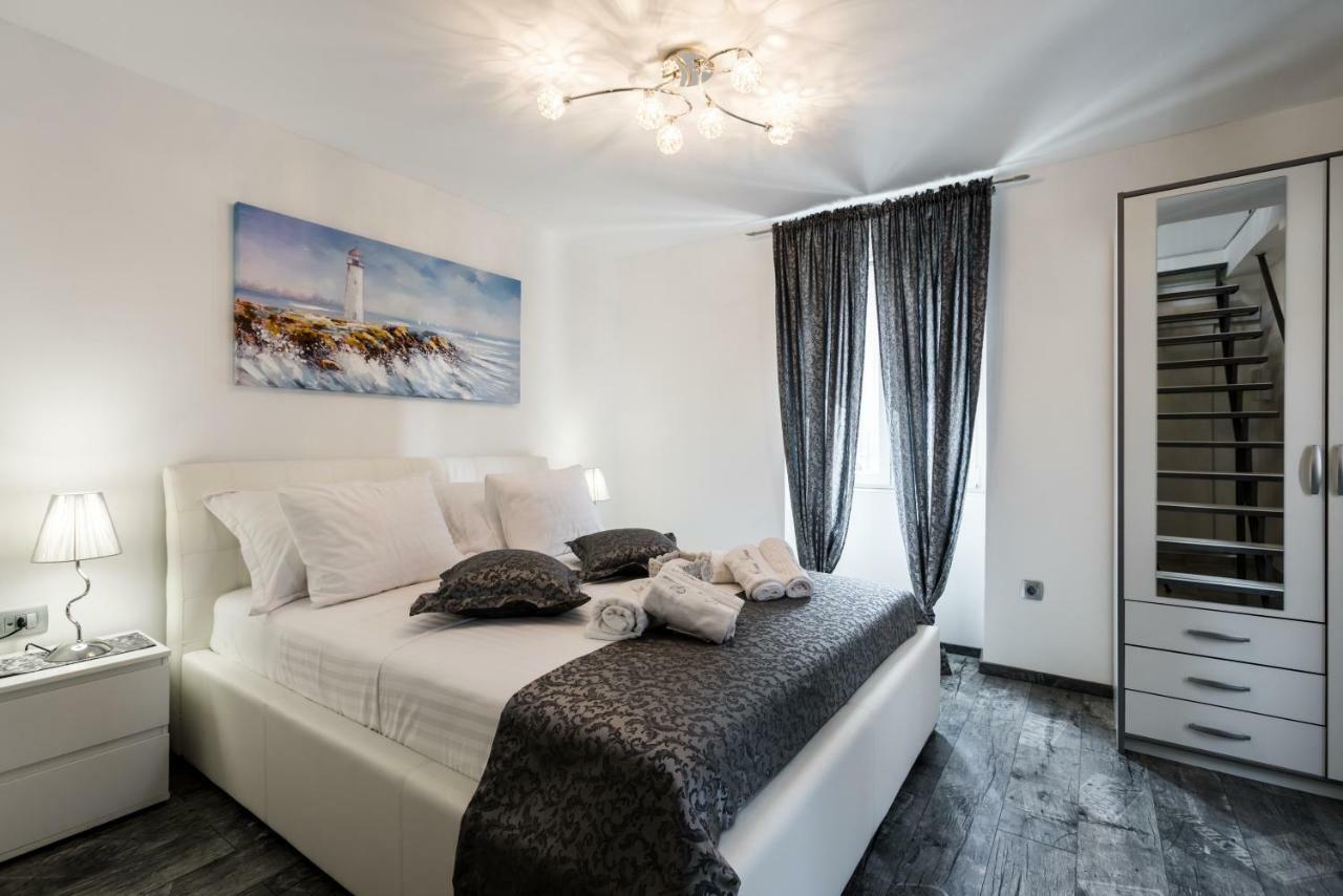 Nona Lena Studio Appartement Split Buitenkant foto