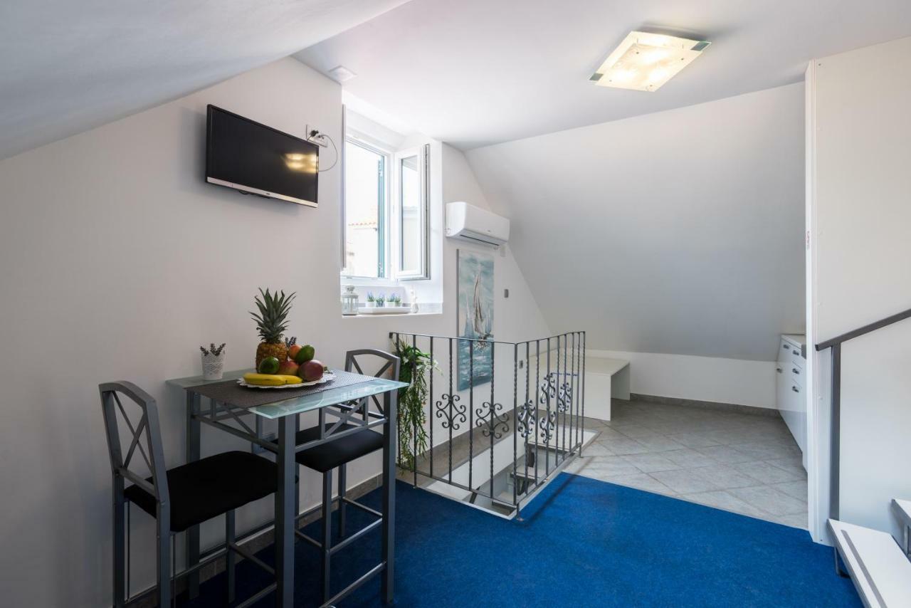 Nona Lena Studio Appartement Split Buitenkant foto